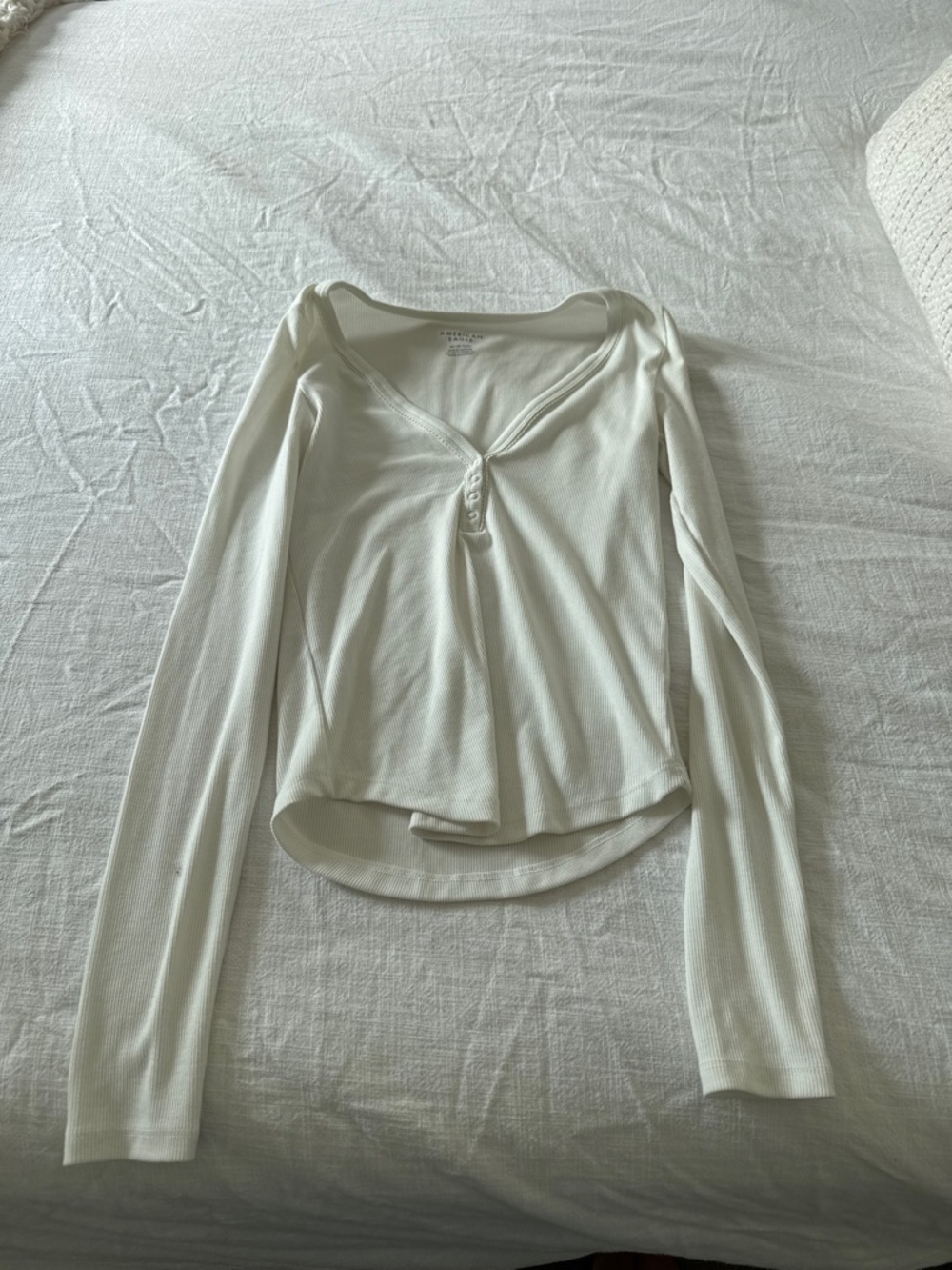 Never Worn Women's Cream/ Off-White Long-Sleeve Henley Ribbed Top American Eagle